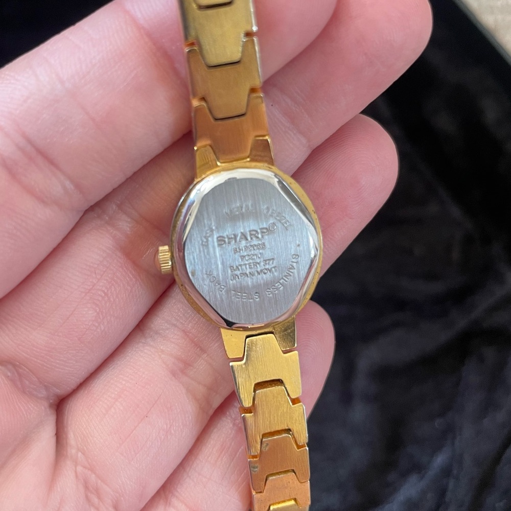 Vintage Two-Tone Quartz - Picture 2 of 3